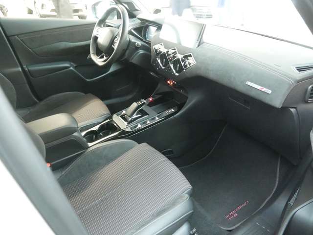 DS Automobiles DS 3 Crossback E-Tense Perfomance Line+ NAVI