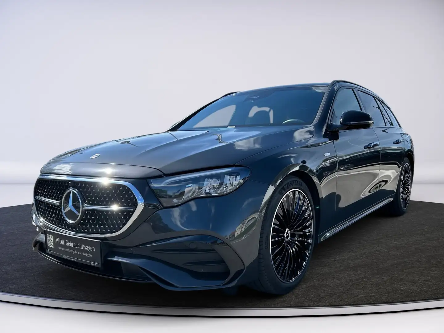 Mercedes-Benz E 300 de 4M T AMG-Line AHV Grau - 2