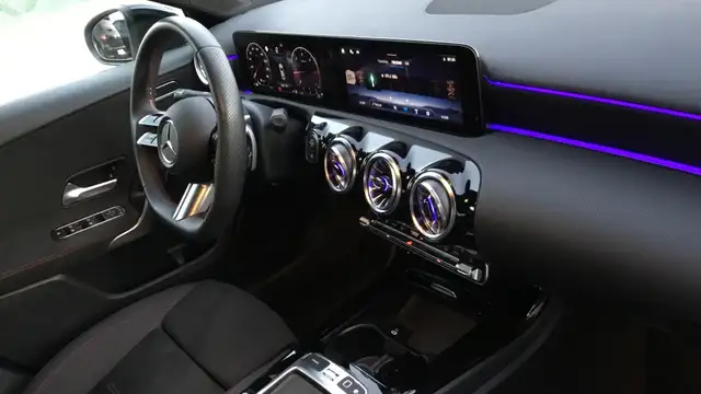 Mercedes-Benz A-Class view 10