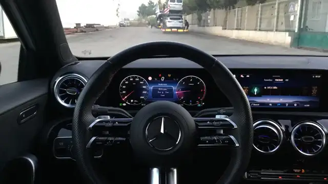Mercedes-Benz A-Class view 9