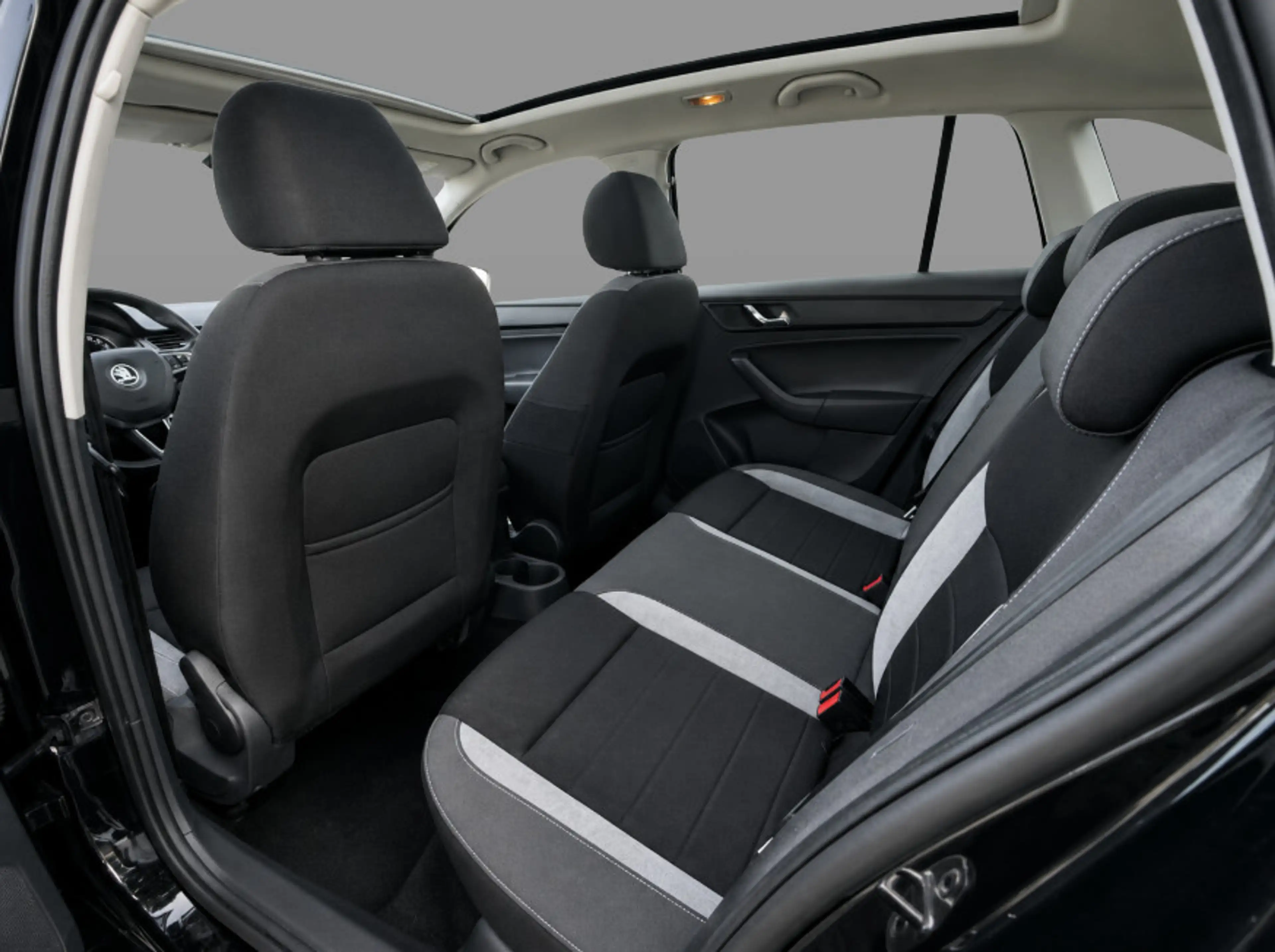 Skoda Rapid/Spaceback 1.2 TSI Greentech JOY / Nieuwe Beurt bij Afleverin — photo 13