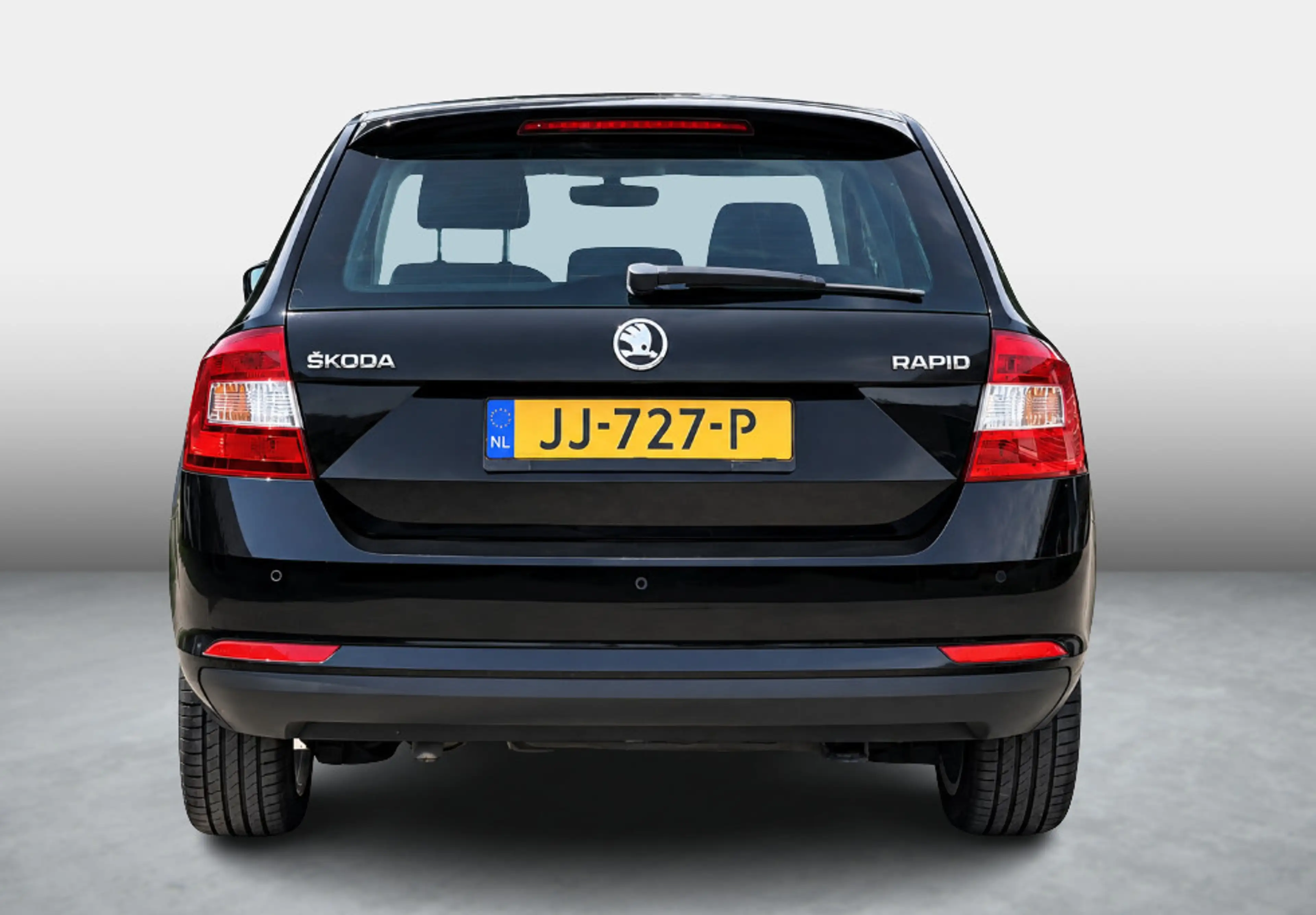 Skoda Rapid/Spaceback 1.2 TSI Greentech JOY / Nieuwe Beurt bij Afleverin — photo 9