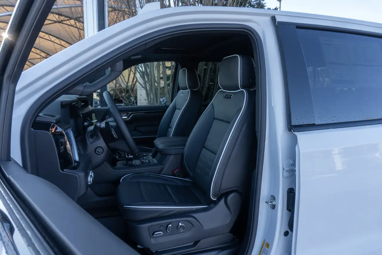 GMC Sierra 1500 снимка GMC Sierra 1500
