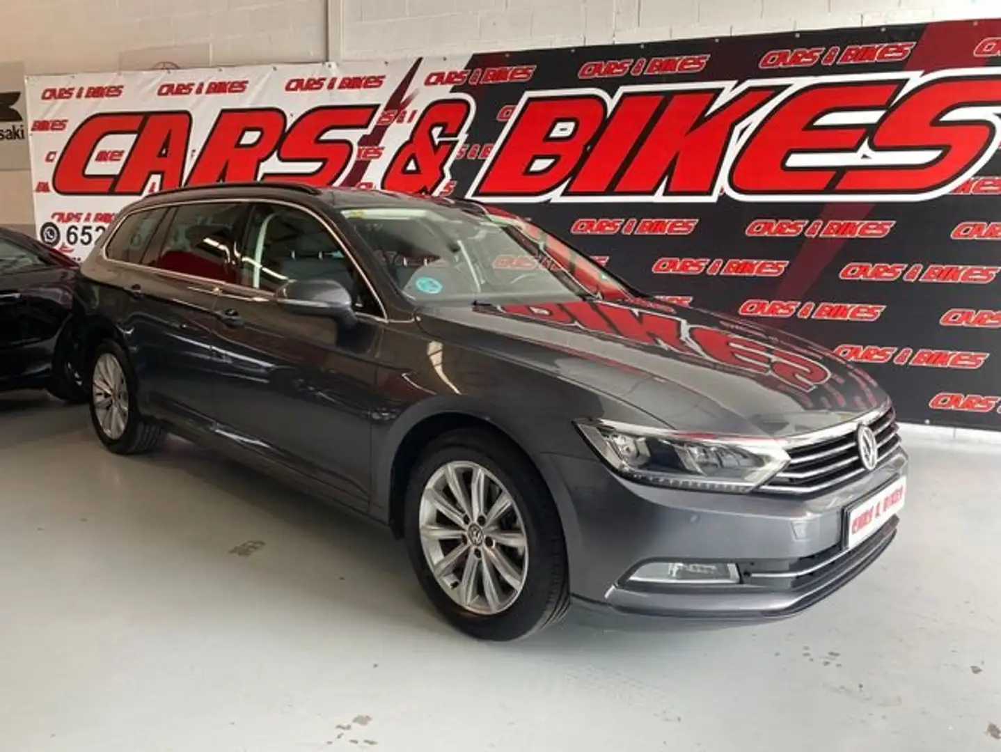 Volkswagen Passat Variant 2.0TDI Edition 110kW Grijs - 2