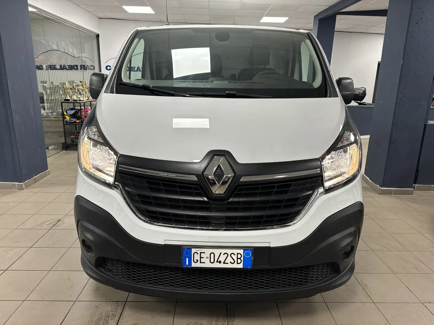 Renault Trafic T29 2.0 DCI 120 CV L2H1 + IVA Bianco - 2