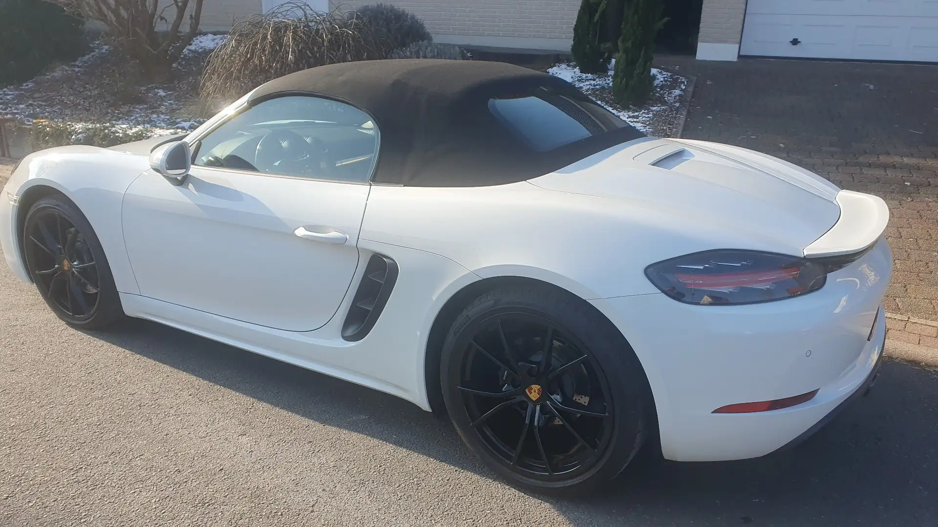 Porsche Boxster 718 Boxster * PDC/NAVI/20 Zoll/SPORTABGASANLAGE* Alb - 2