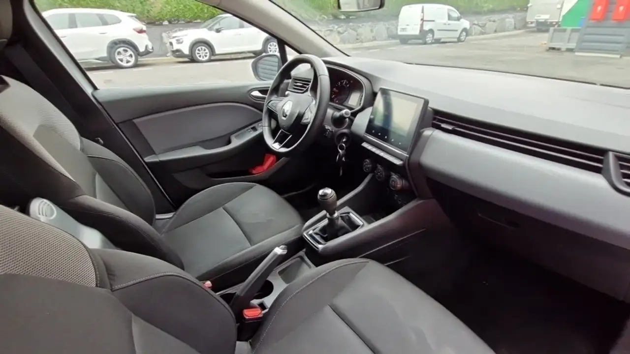Renault Clio Citadine 5 portes — photo 6