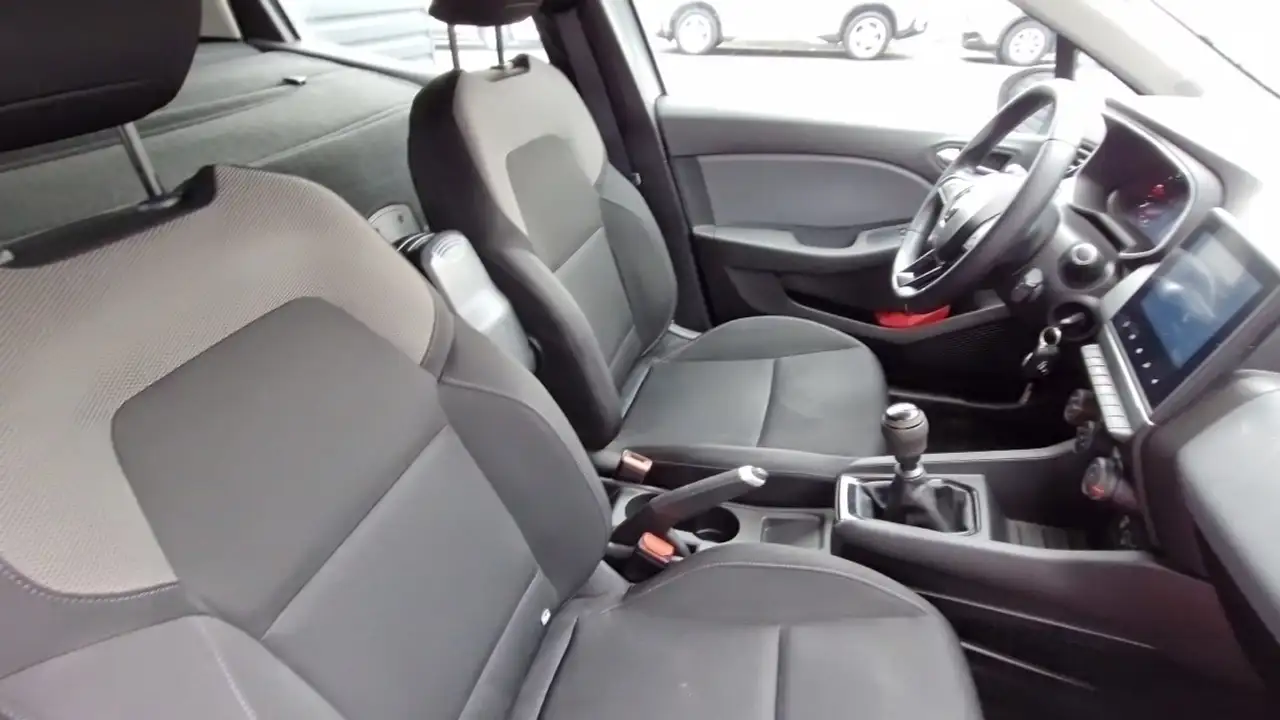 Renault Clio Citadine 5 portes — photo 7