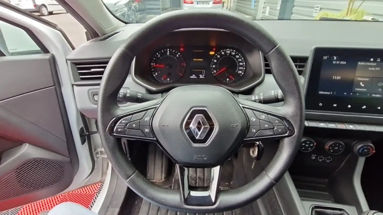 Renault Clio Citadine 5 portes — photo 12