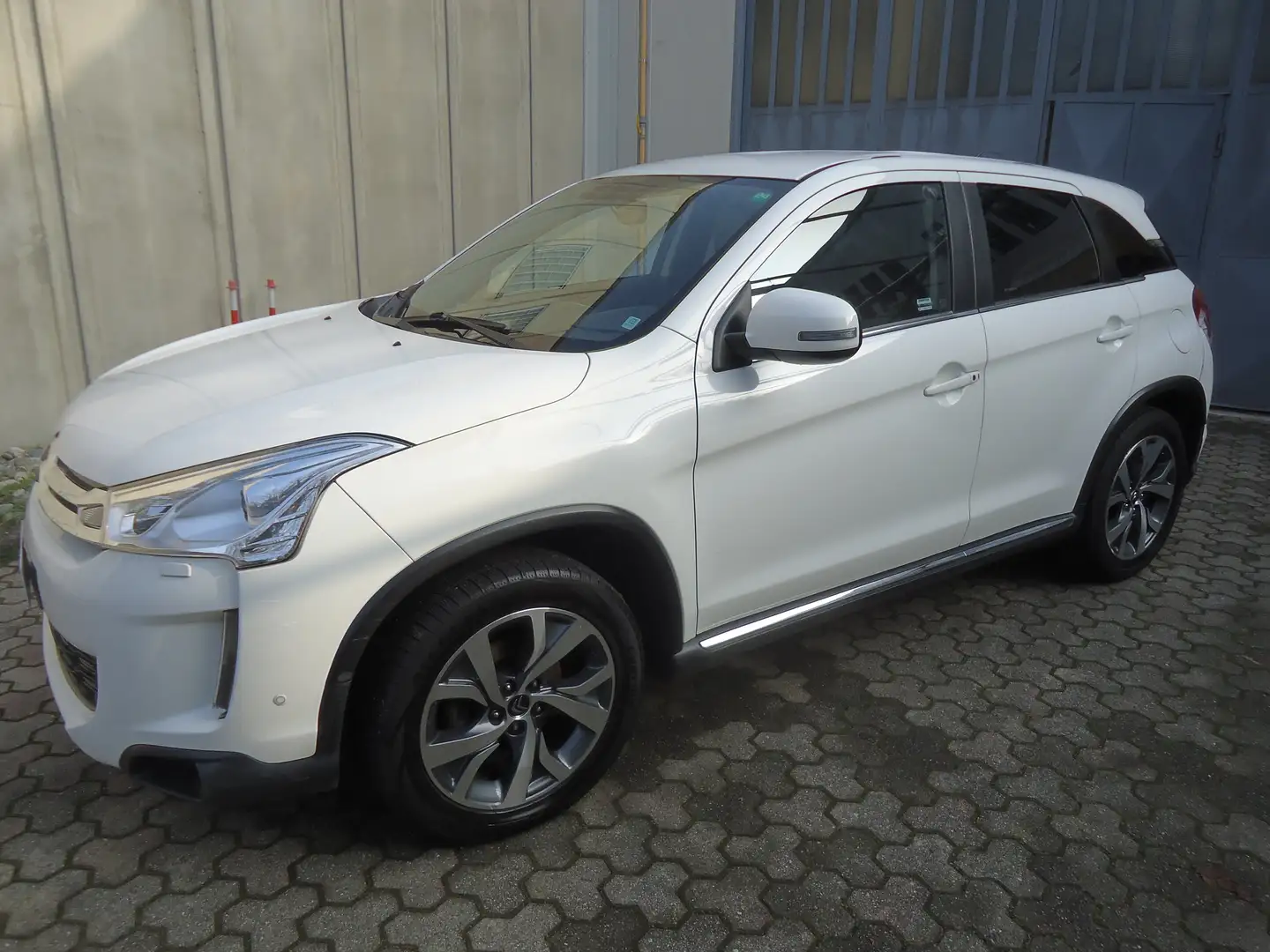 Citroen C4 Aircross 1.6 hdi Exclusive 4WD Bianco - 2