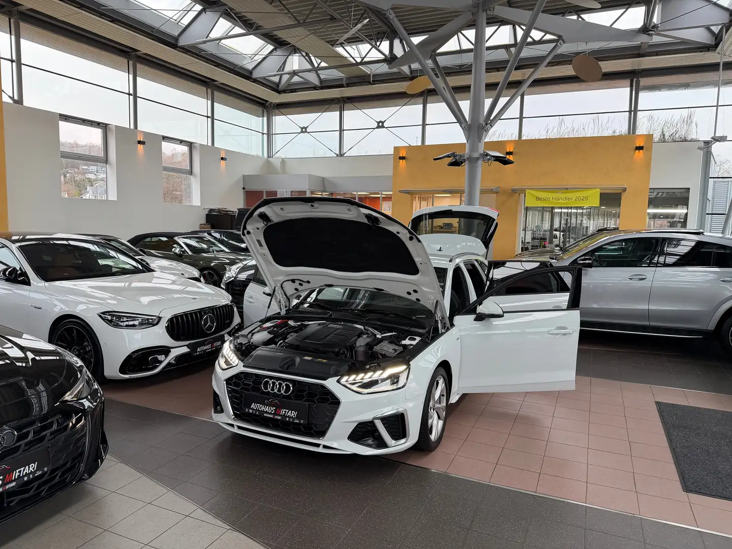 Audi A4 40 TDI quattro S line HUD Keyless B&O Magnetic 18" Weiß - 2