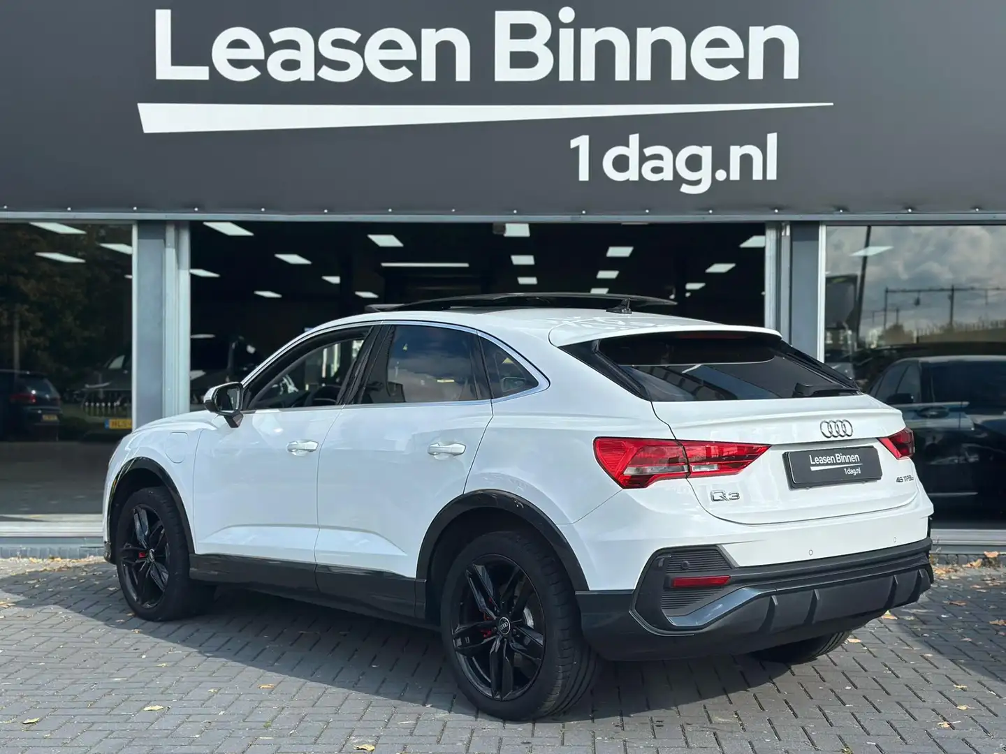 Audi Q3 Sportback 45 TFSI e S Edition Blanco - 2