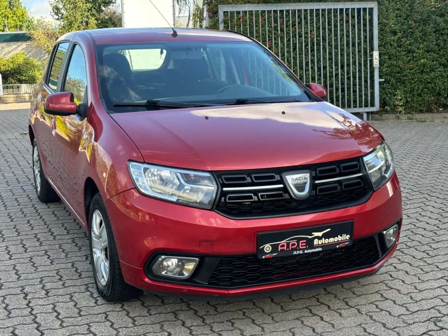 Dacia Sandero II Laureate Klima Fahrbereit - 1
