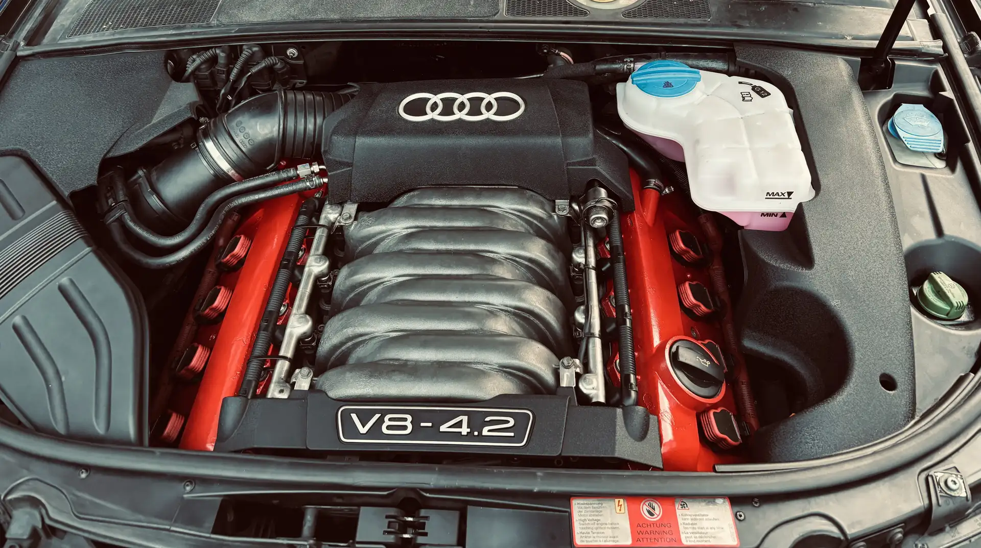 Audi S4 4.2 V8 quattro - 1