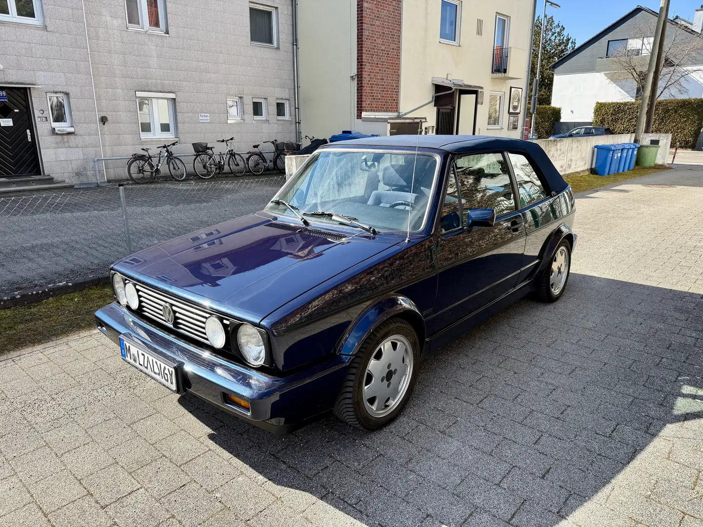 Volkswagen Golf Cabriolet Golf I Cabriolet Cabrio Classicline Синій - 1