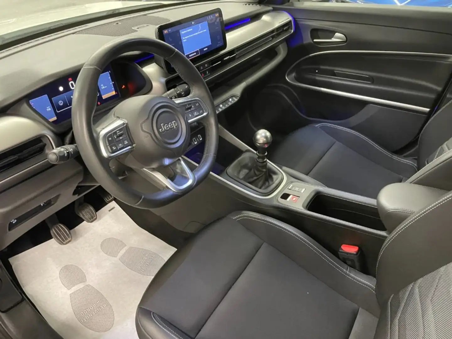 Jeep Avenger 1.2 Summit Weiß - 2