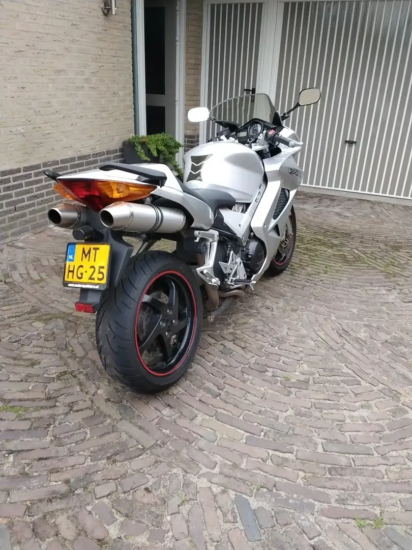 Honda VFR 800 Zilver - 2