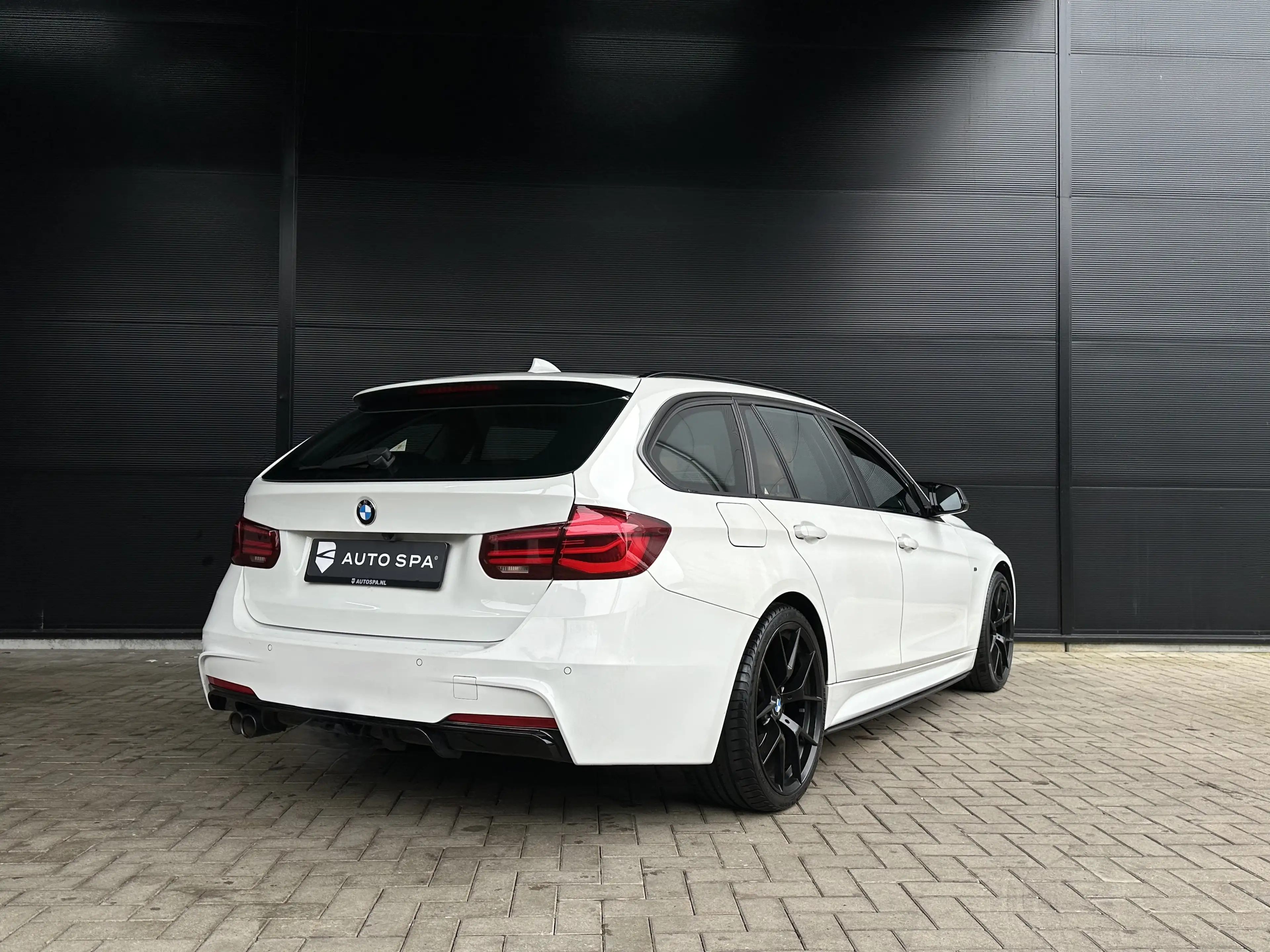 BMW 328 3 Serie 328i Touring | M-SPORT | NL-Auto | PANODAK — photo 10