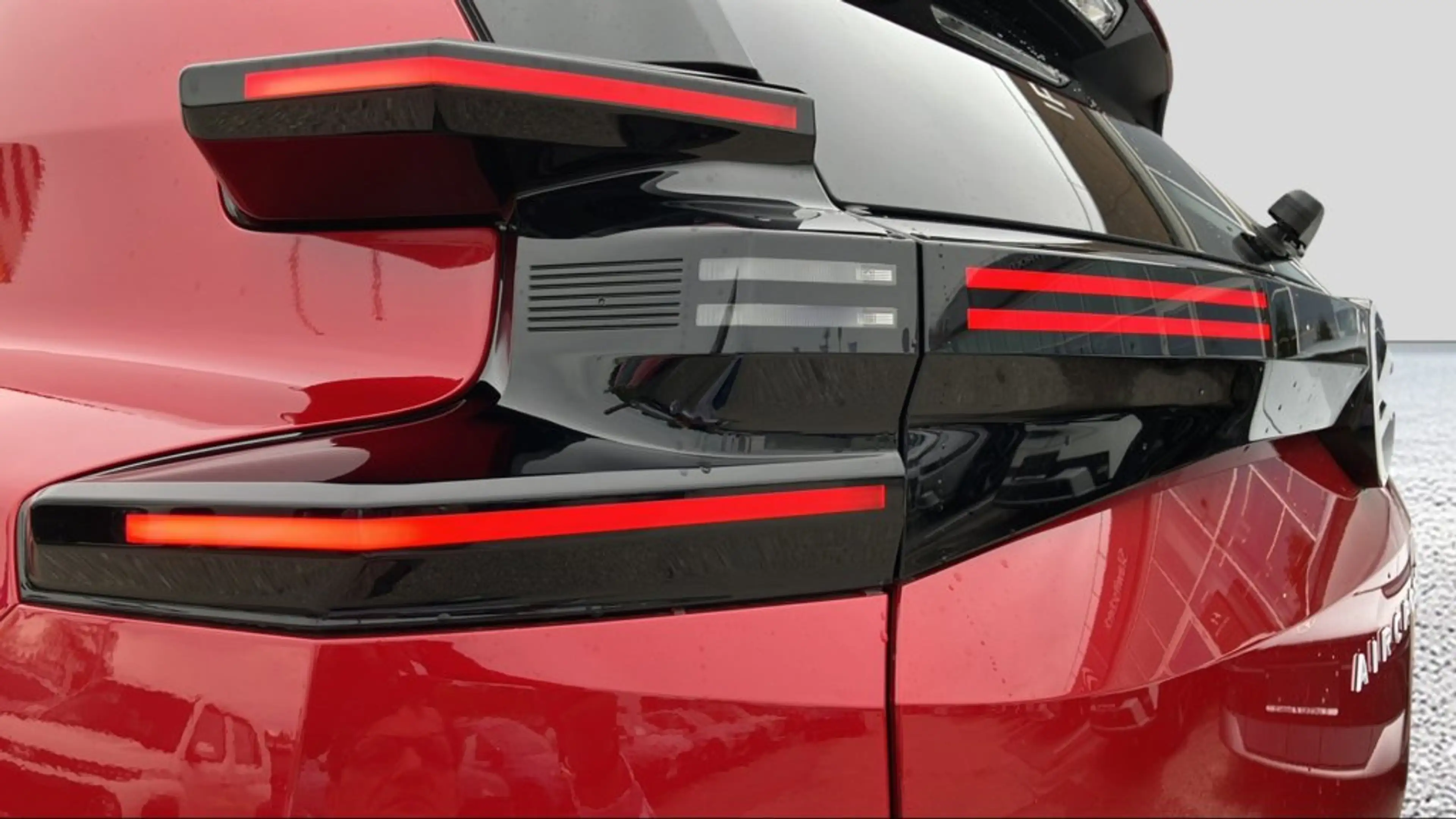 Citroen C5 Aircross Plug-in Hybrid 225 Max Aut. — photo 13