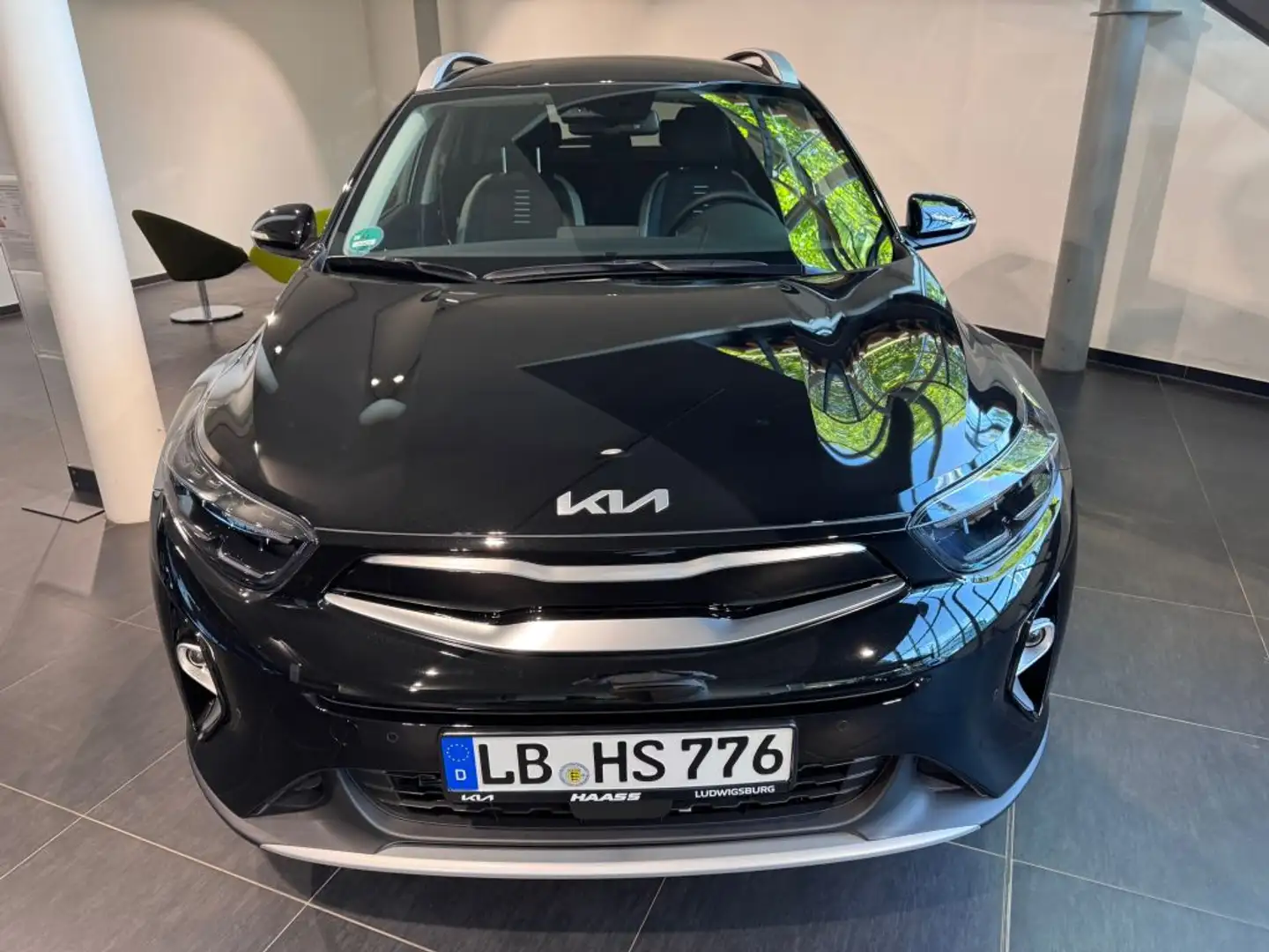 Kia Stonic 1.0 T-GDI OPF Mild Hybrid DCT7 Spirit Schwarz - 2