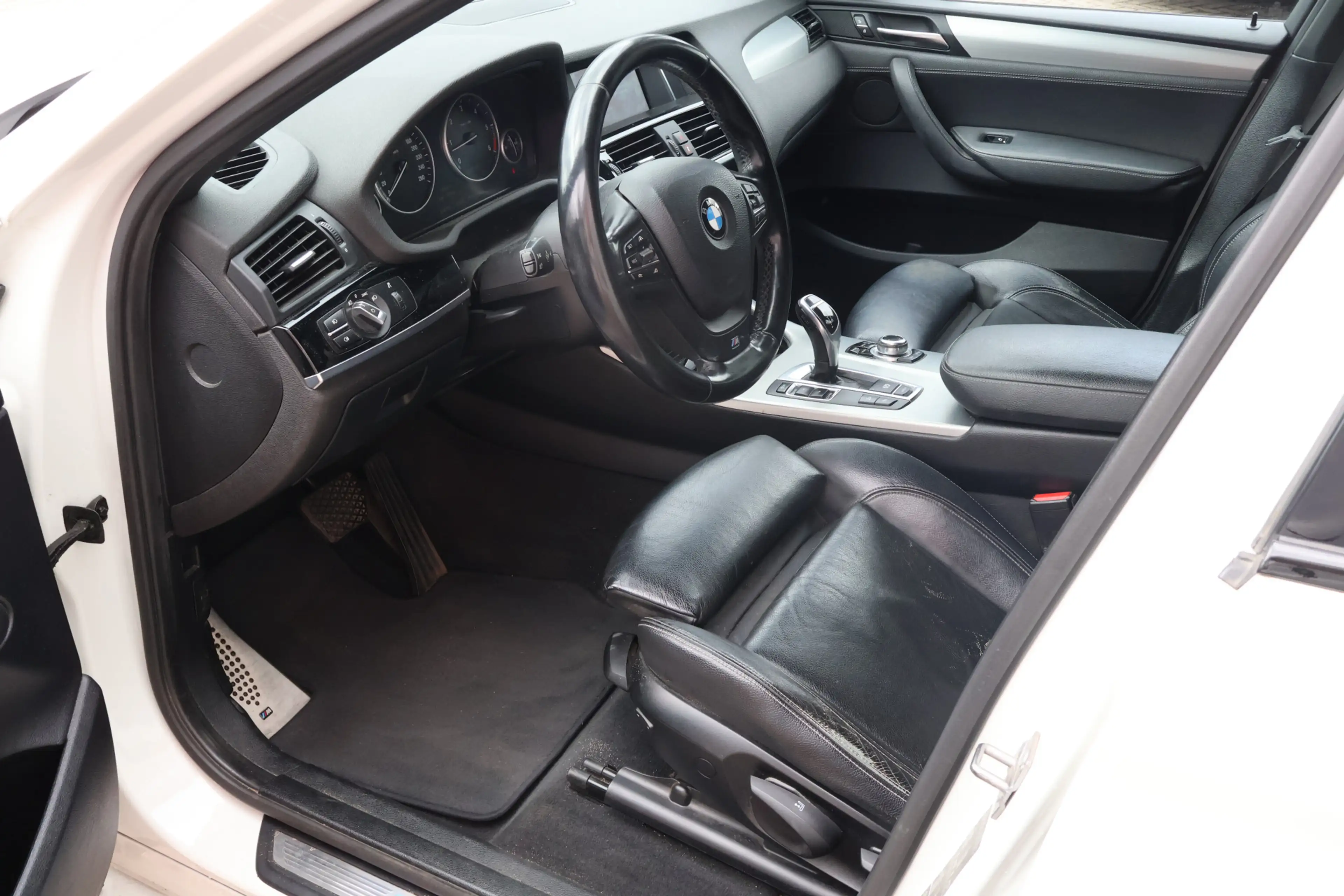 BMW X4 xDrive30d Centennial High Executive | 6-Cilinder | — photo 5