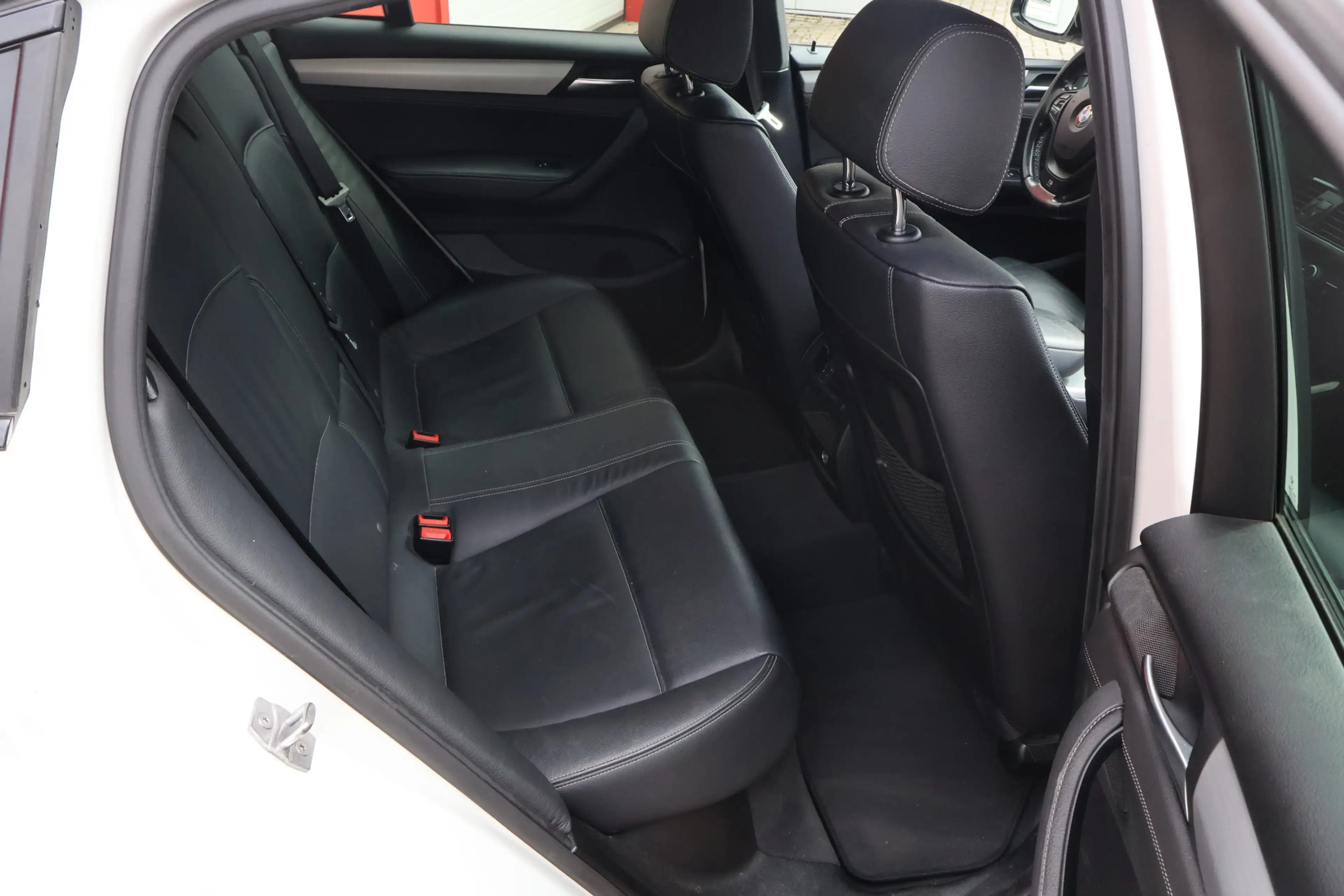 BMW X4 xDrive30d Centennial High Executive | 6-Cilinder | — photo 16