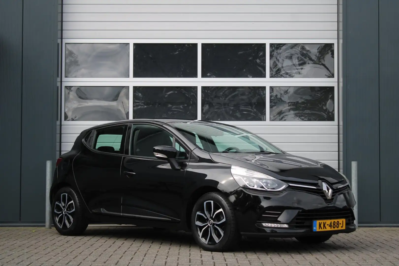 Renault Clio 0.9 TCe Zen Airco/Cruise/Navi/Bluetooth/PDC/LED/Ra Noir - 1