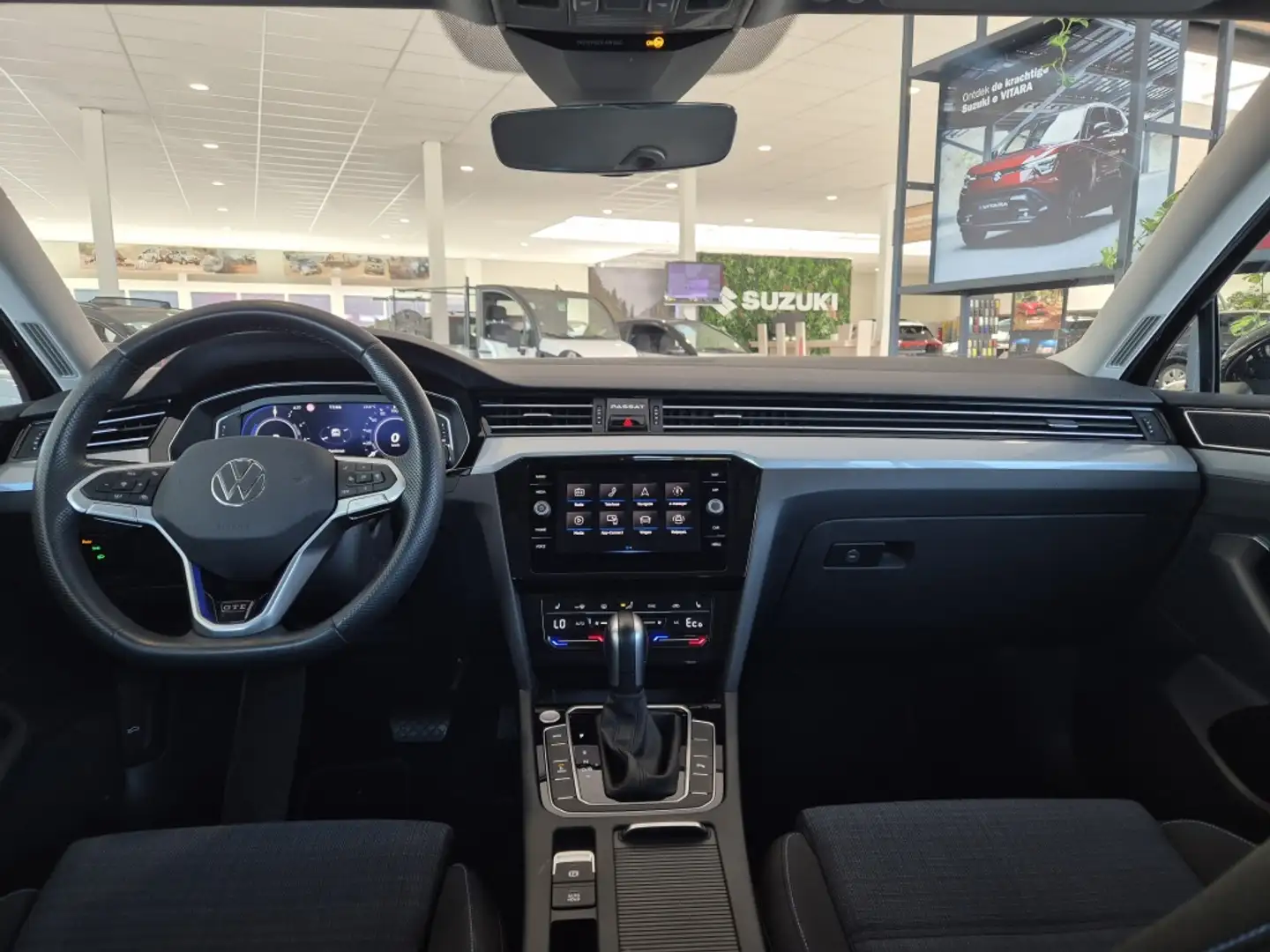 Volkswagen Passat 1.4 TSI Plug in hybrid GTE Business [STOELVERWARMI Noir - 2