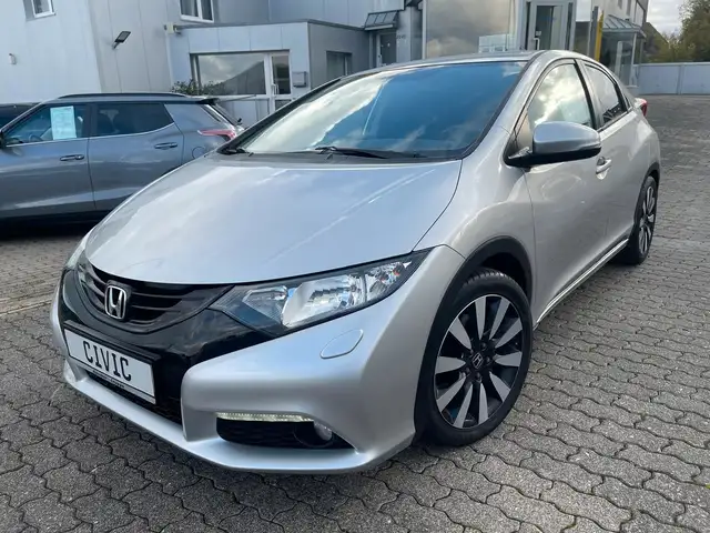 Honda Civic Lim. 5-trg. 1.8 Sport *Motor überholt 0KM*