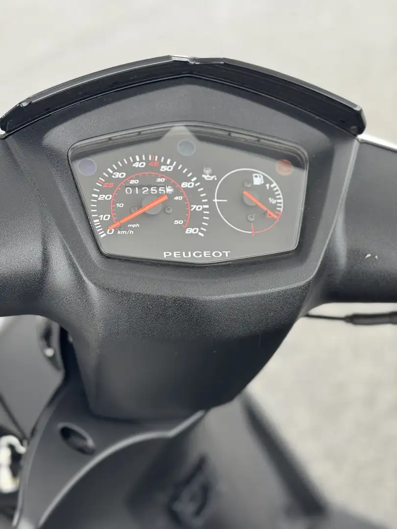 Peugeot Kisbee - 2