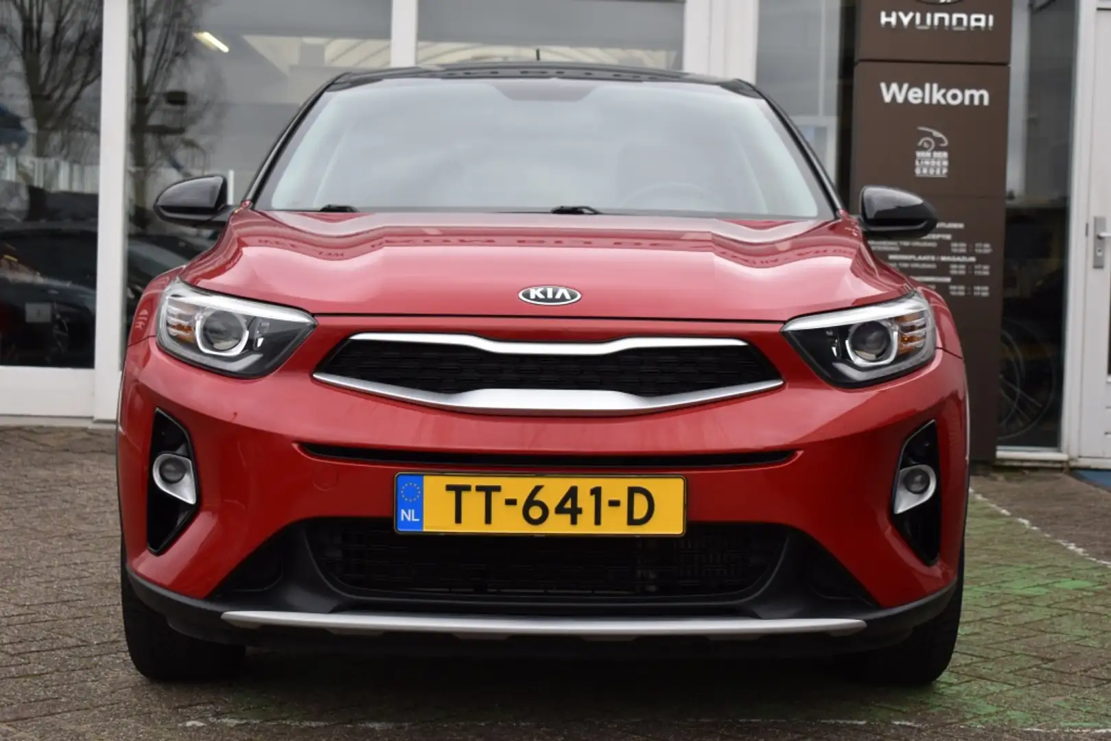 Kia Stonic 1.0 T-GDi ComfortPlusLine Navi/Cam/Allseason/Bluet Rood - 2