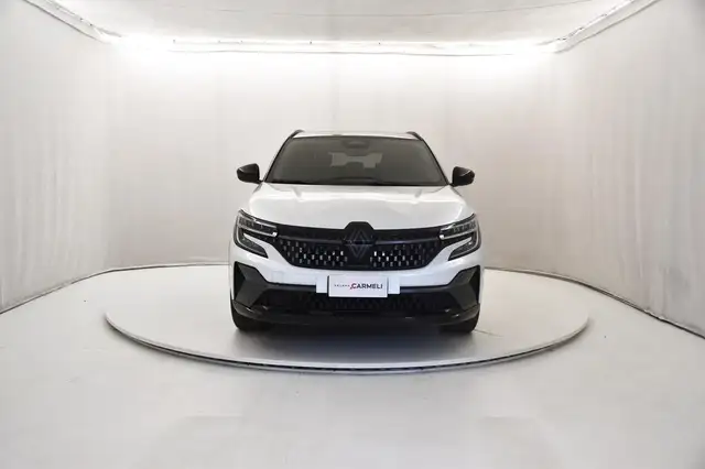 Renault Austral view 5