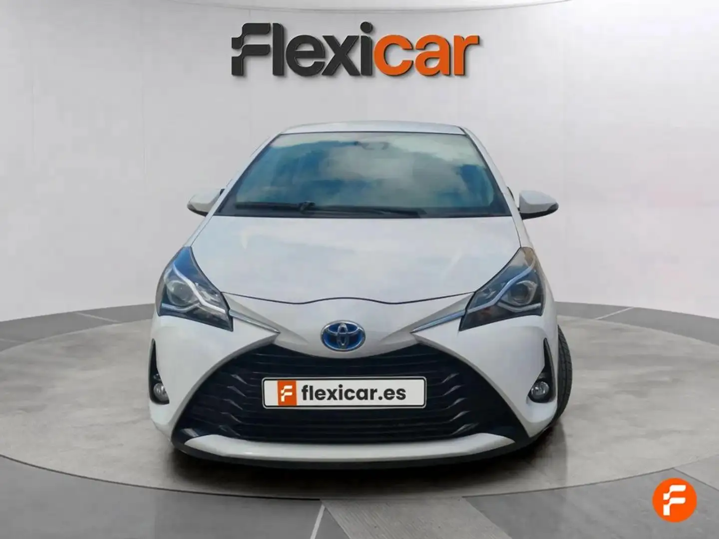 Toyota Yaris 1.5 100H Active Tech Wit - 2