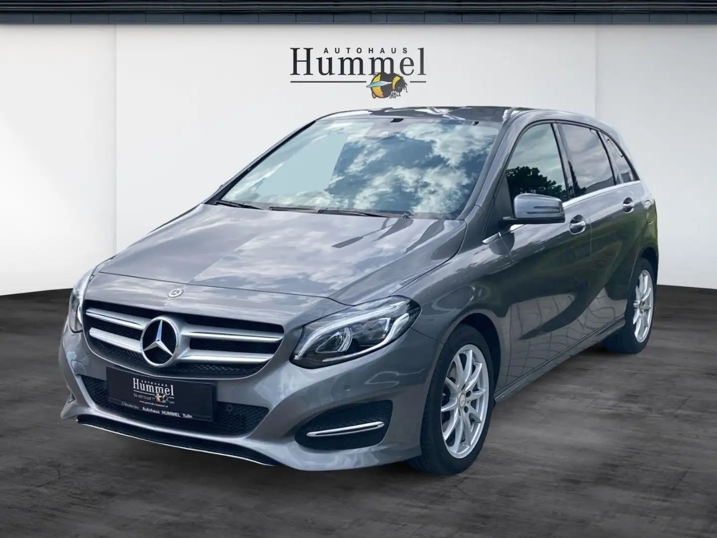 Mercedes-Benz B 200 d 4MATIC Style PTS Shz Navi LED Ambi RKam Grau - 1