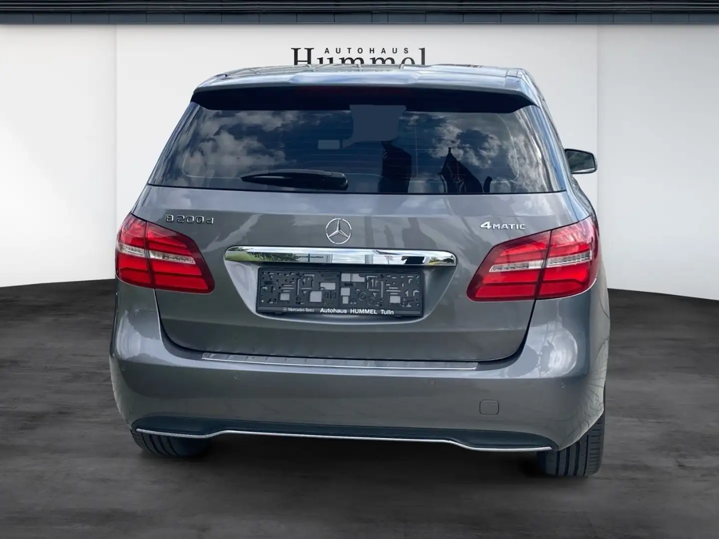 Mercedes-Benz B 200 d 4MATIC Style PTS Shz Navi LED Ambi RKam Grau - 2