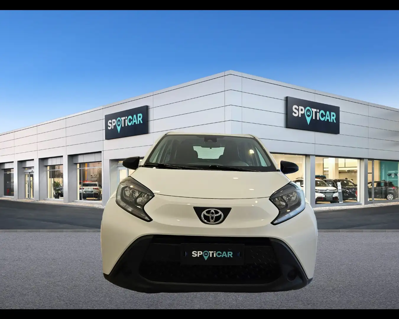 Toyota Aygo X 1.0 Active Bianco - 2