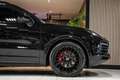 Porsche Cayenne 3.0 E-Hybrid Platinum Edition|ACC|Pano|Chrono|Trek Zwart - thumbnail 17