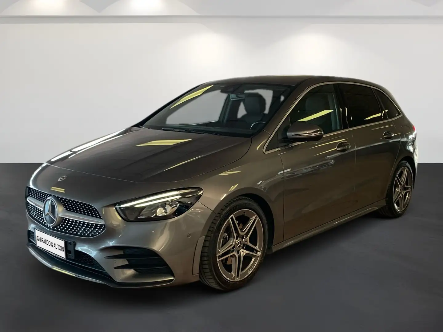 Mercedes-Benz B 200 - W247 B 200 d Premium auto Gris - 1