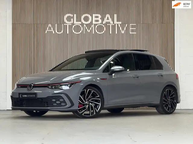 Volkswagen Golf GTI 2.0 TSI - IQ LIGHTS - PANORAMADAK - HEAD UP - 19''