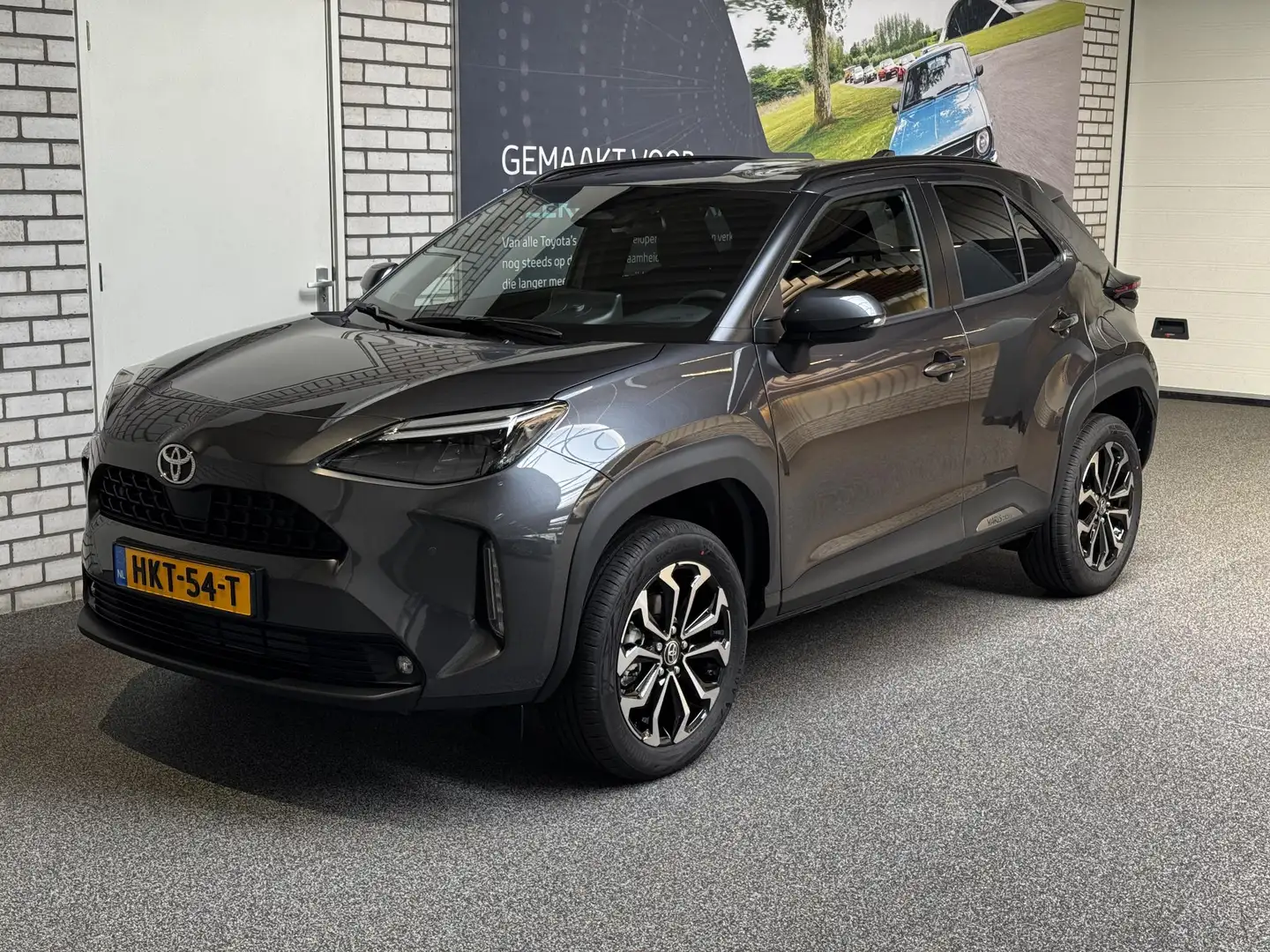 Toyota Yaris Cross Hybrid 115 First Edition Comfort Pack automaat Gris - 2
