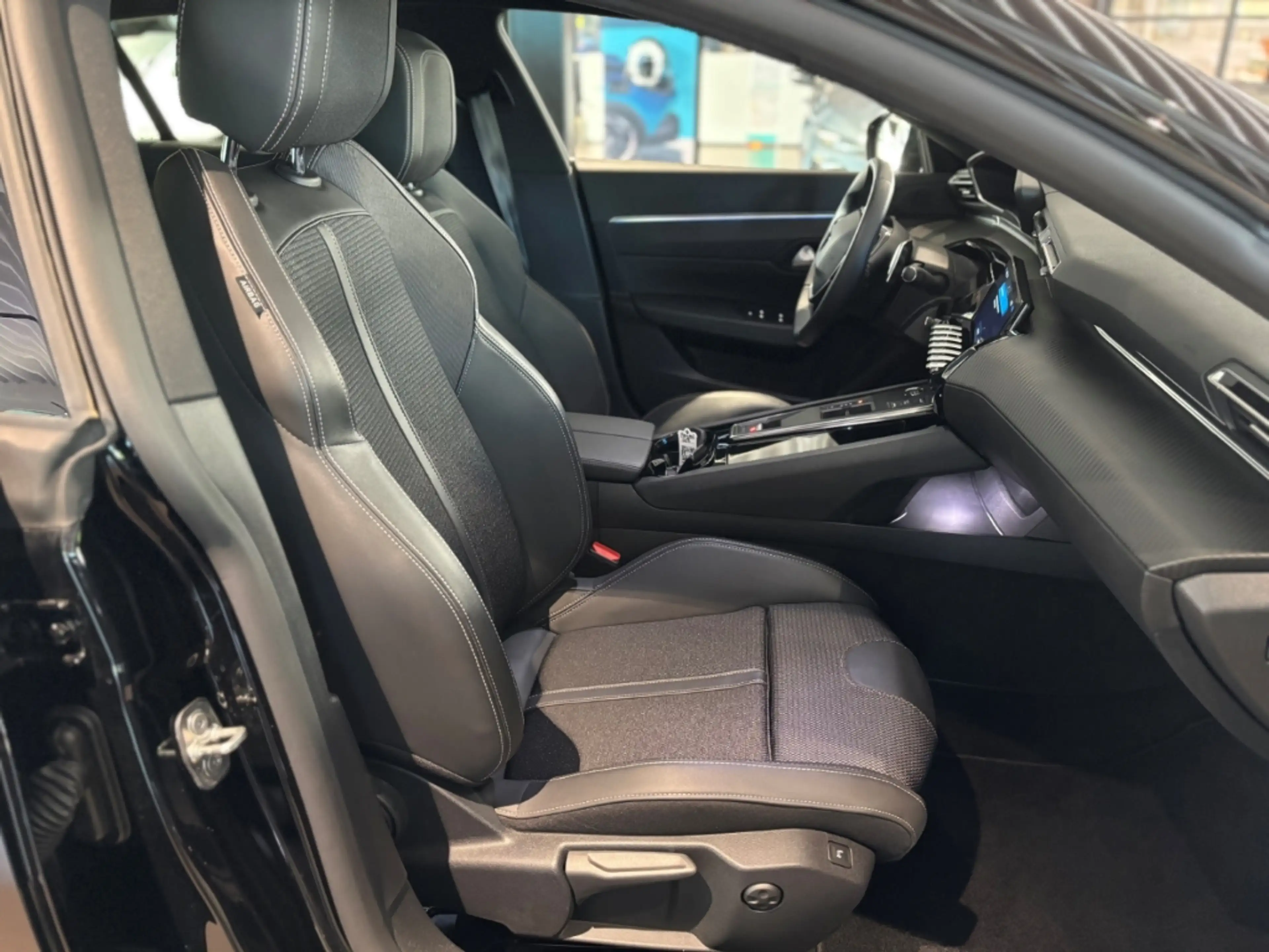 Peugeot 508 SW Allure 130 EAT8 KOMFORTSITZE SITZHEIZUNG — photo 12