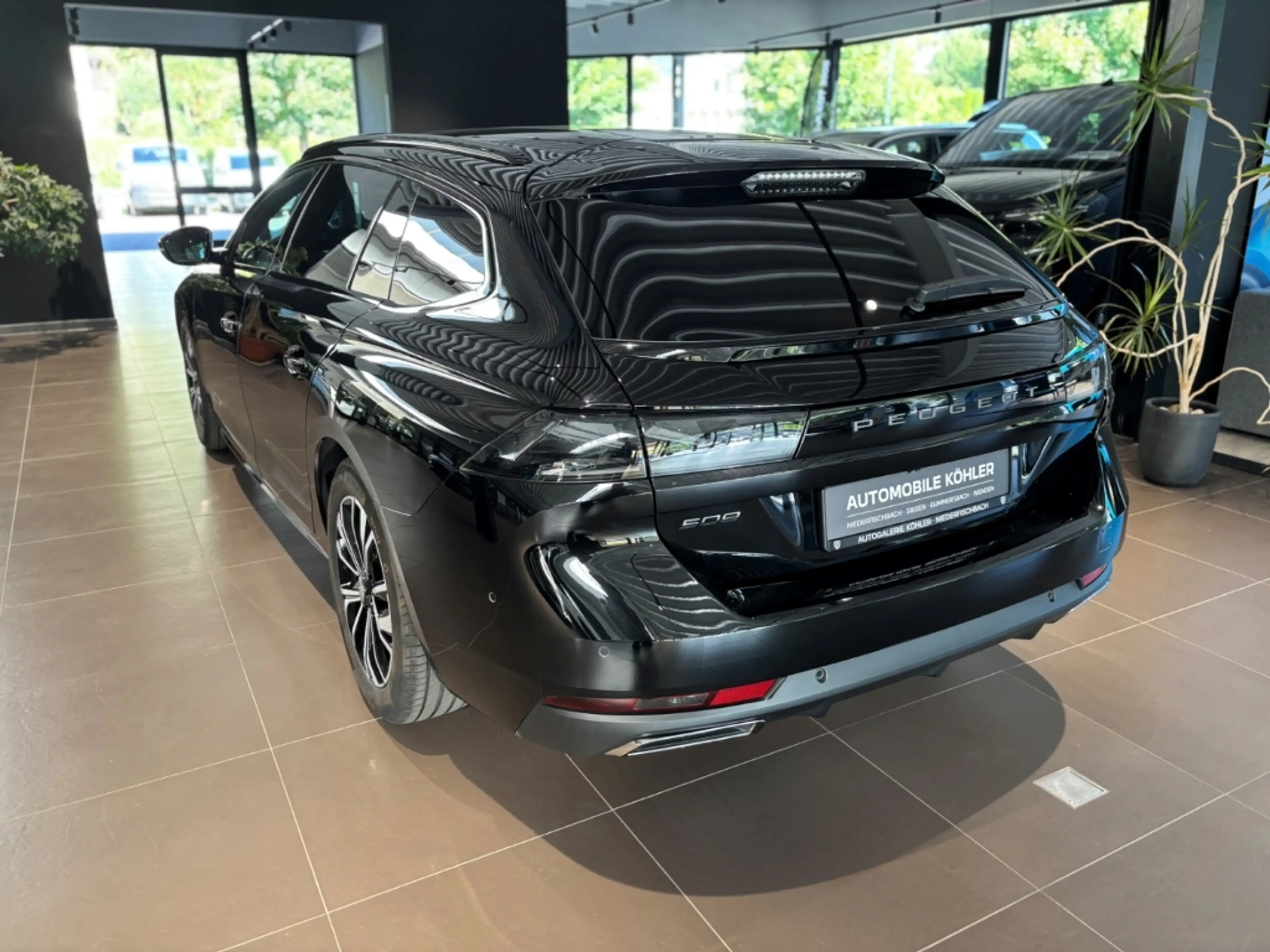 Peugeot 508 SW Allure 130 EAT8 KOMFORTSITZE SITZHEIZUNG — photo 6
