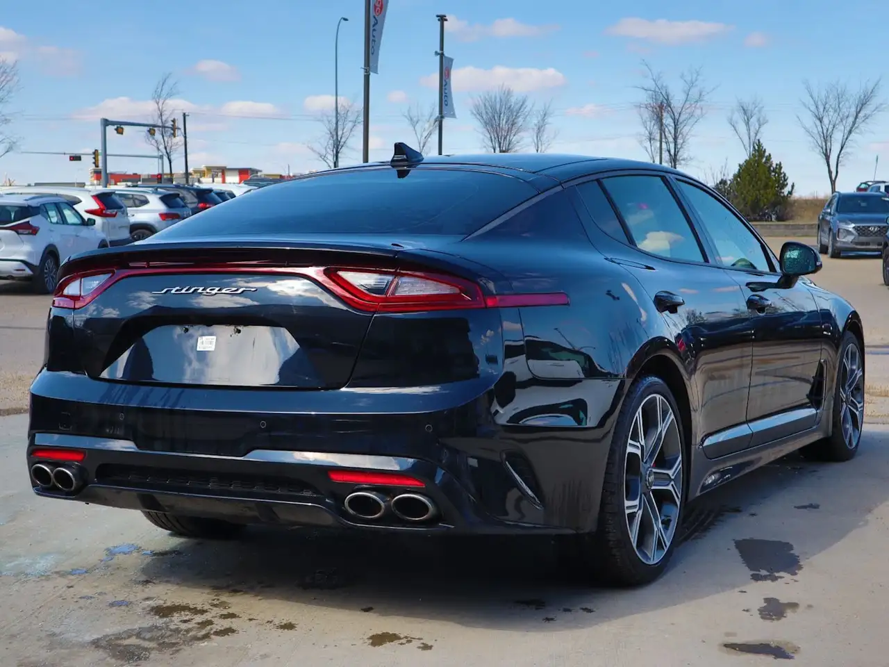 Kia Stinger снимка Kia Stinger