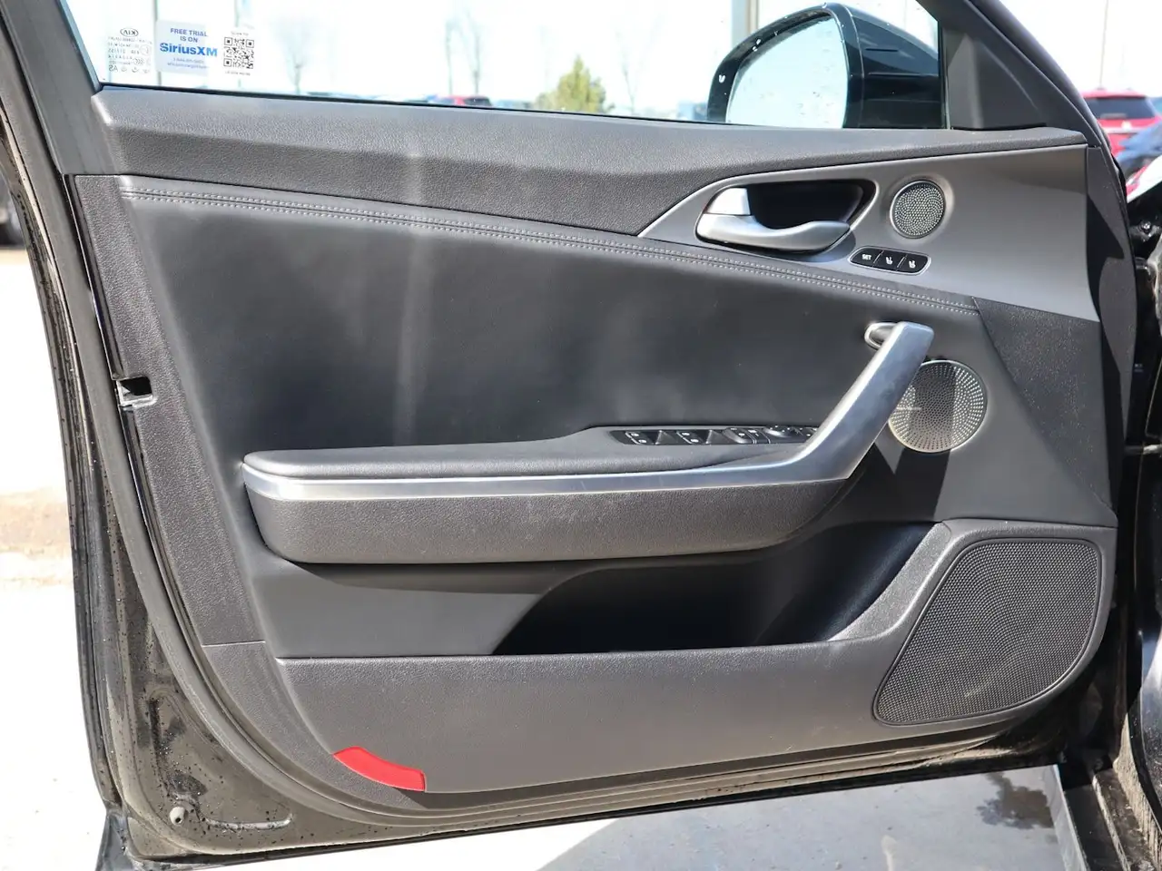 Kia Stinger снимка Kia Stinger