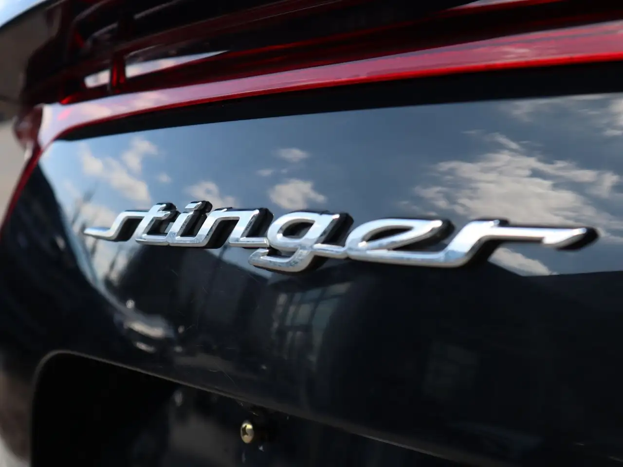 Kia Stinger снимка Kia Stinger