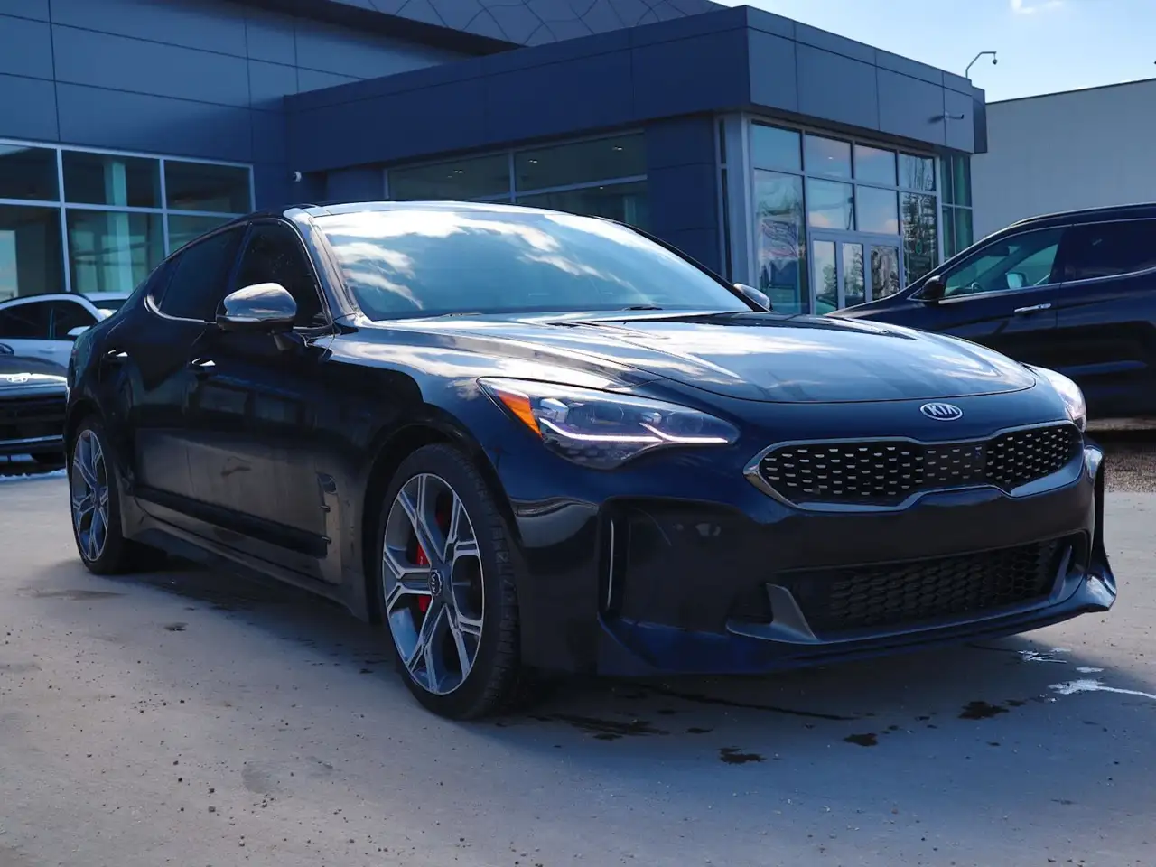 Kia Stinger снимка Kia Stinger