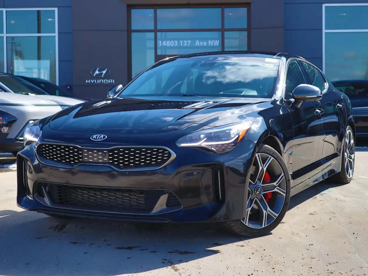 Kia Stinger снимка Kia Stinger