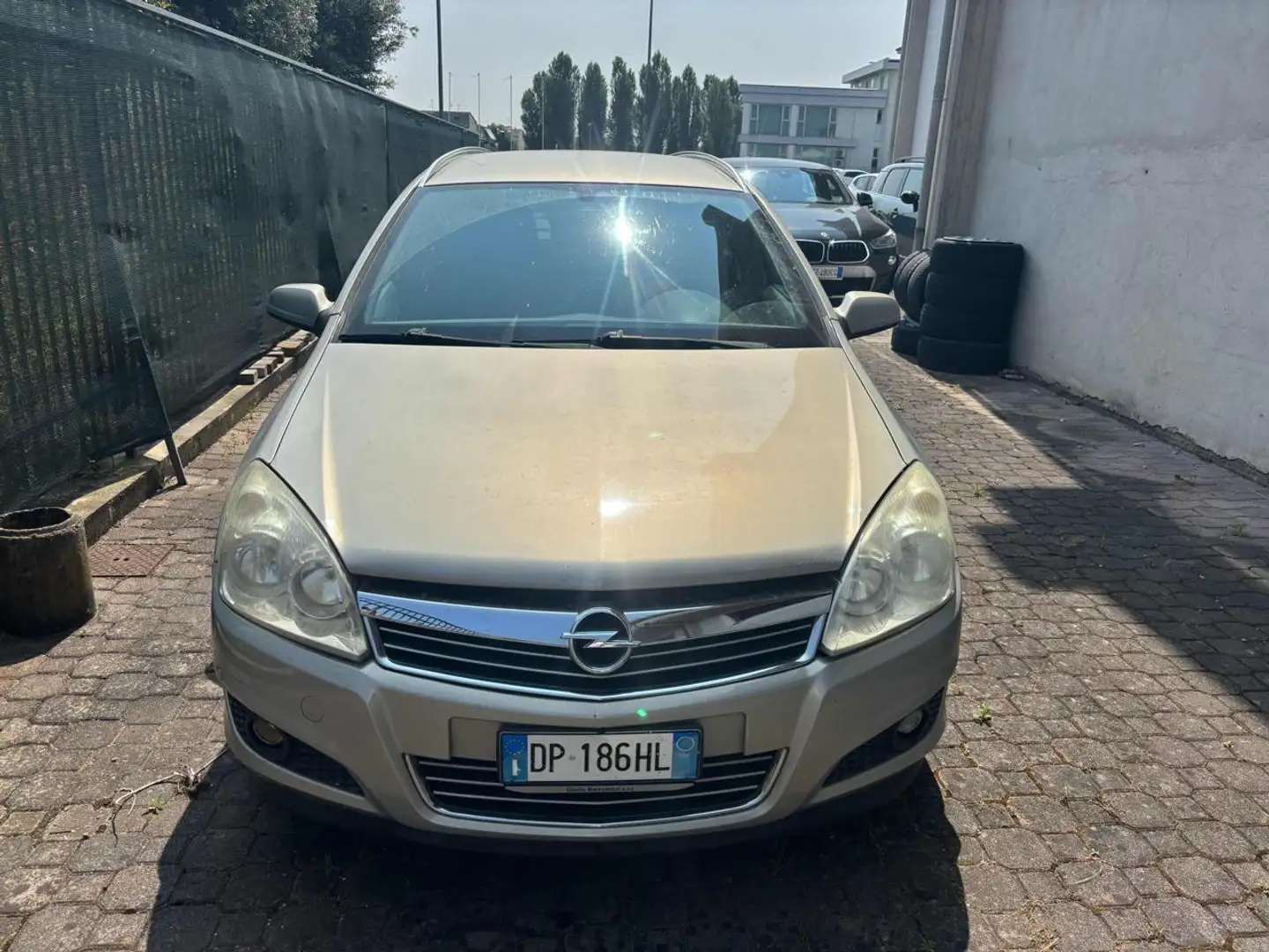 Opel Astra 1.7 CDTI 101CV Station Wagon Cosmo Grigio - 2