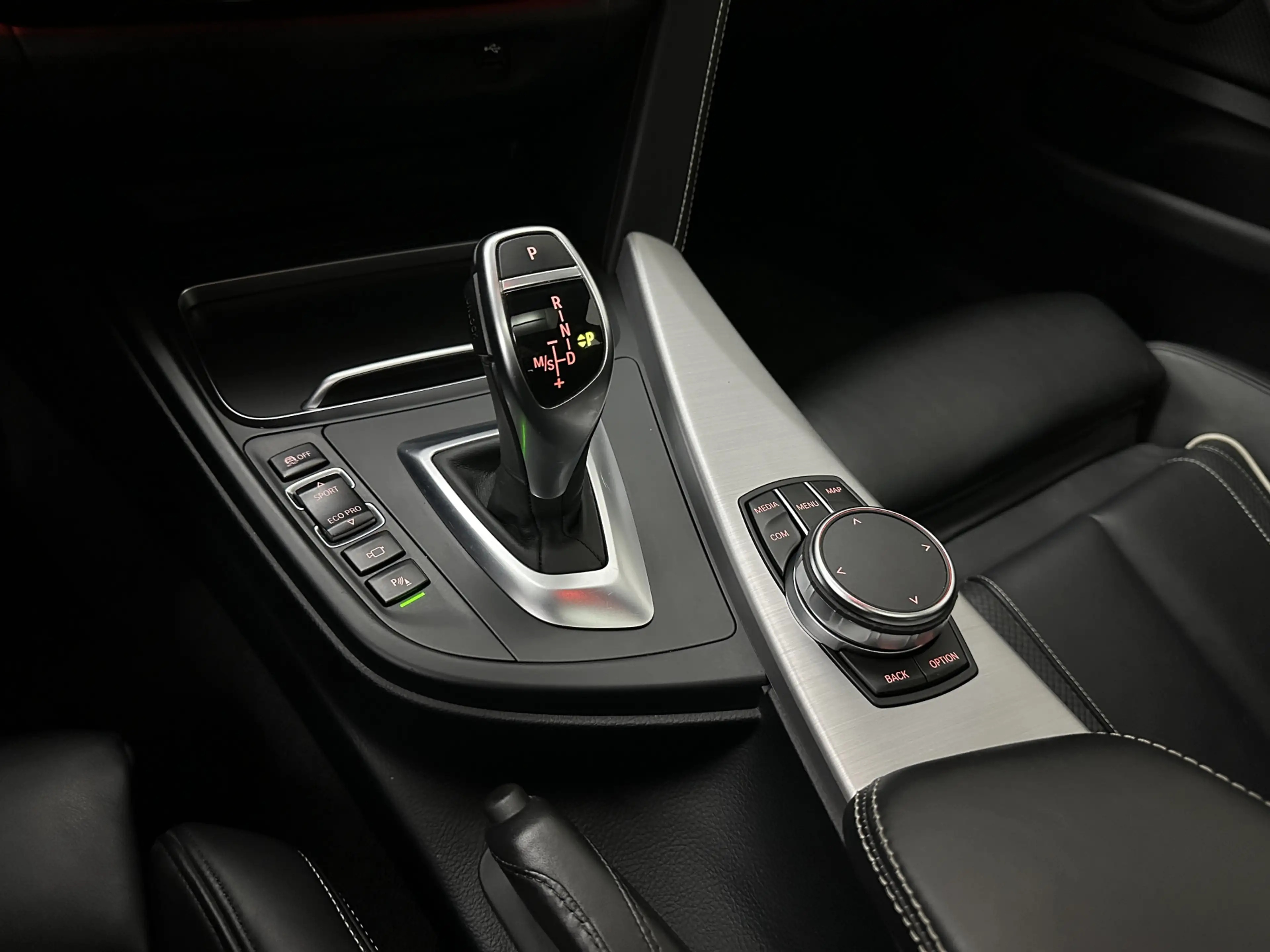 BMW 440 4-serie Gran Coupé 440i xDrive M-Sport | Frozen Si — photo 45