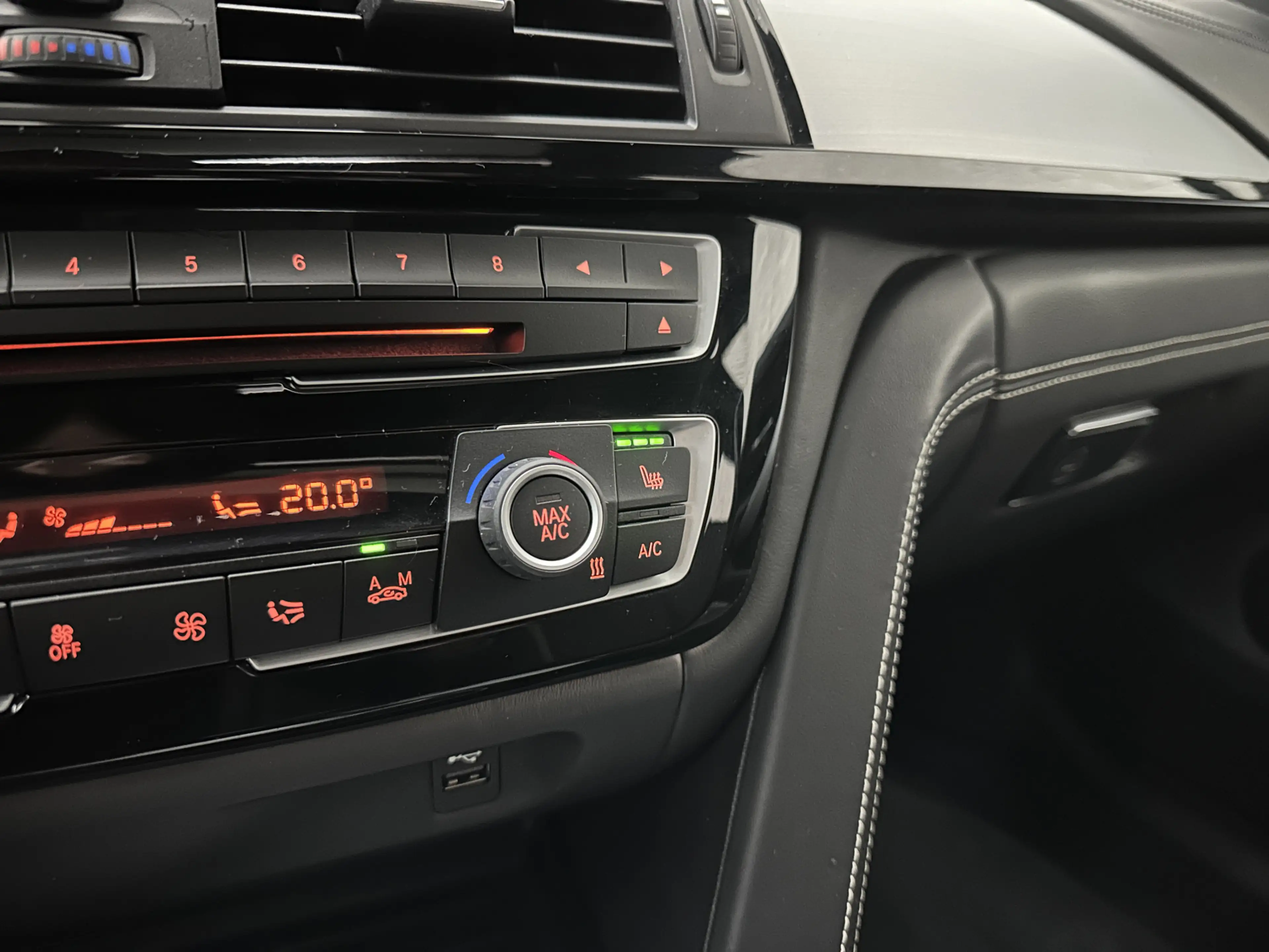 BMW 440 4-serie Gran Coupé 440i xDrive M-Sport | Frozen Si — photo 26